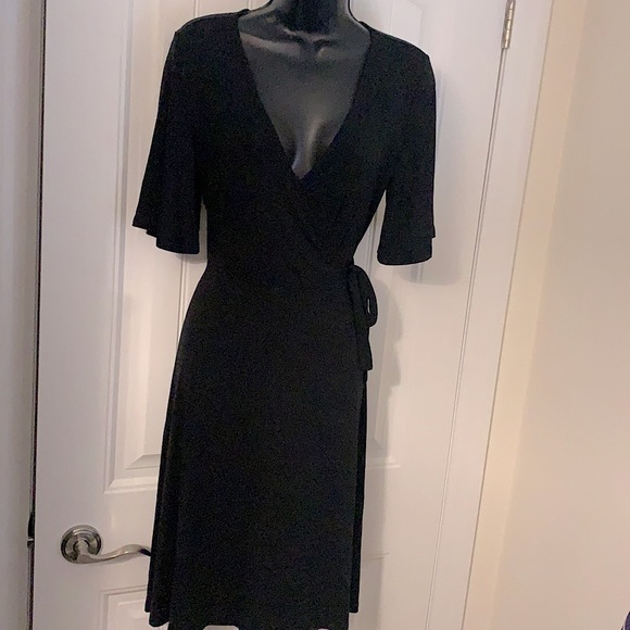 Black Jersey Wrap Dress Size Small $15 if you Buy 2 or more - Picture 2 of 6